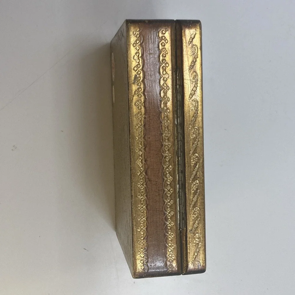 Vtg Handmade Italy Gold‎ Leaf Wood Trinket Box Franceso Boucher 